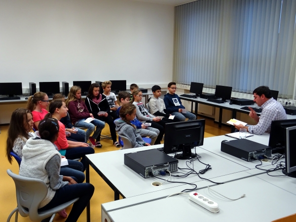 Vorlesetag an der NMS 2 Schwaz